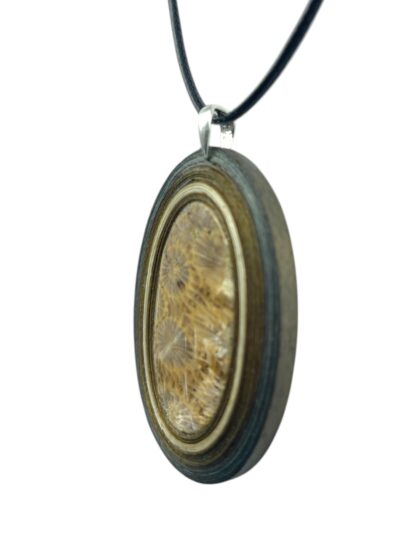 Naszyjnik z kamieniem - Koral fossil 002